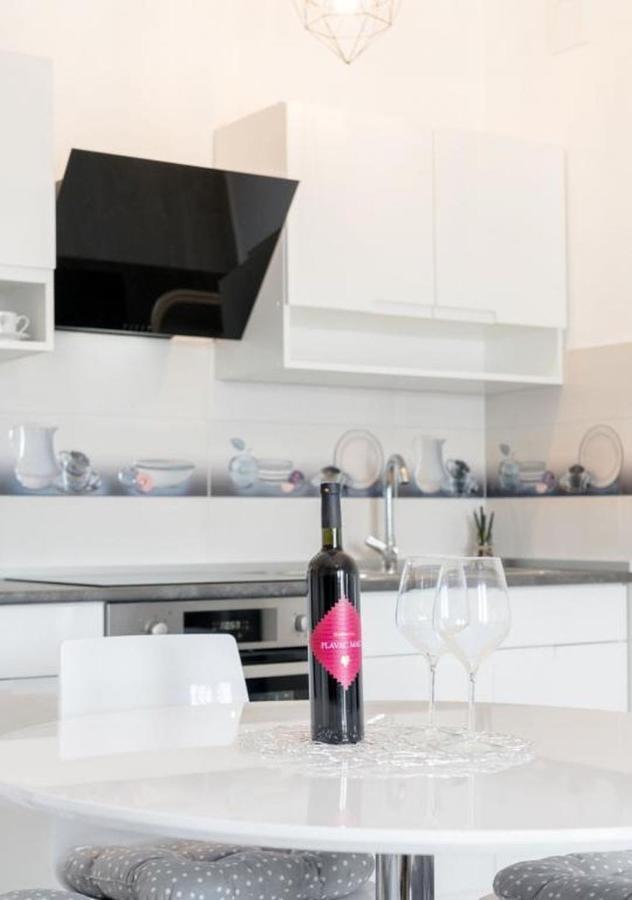 Ferienwohnung In Arbanija Mit Meerblick, Balkon, Klimaanlage, W-Lan 5137-1 Трогир Экстерьер фото